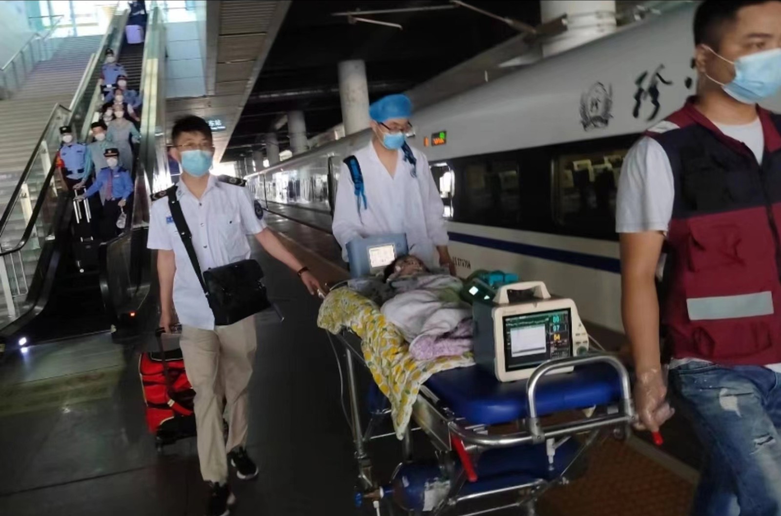 武汉高铁转运公司